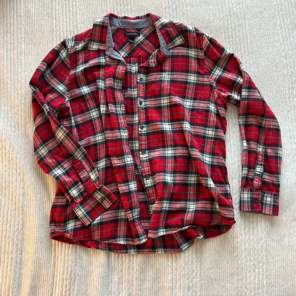 Lands’ End: Women’s Oversized Flannel (Size Large)